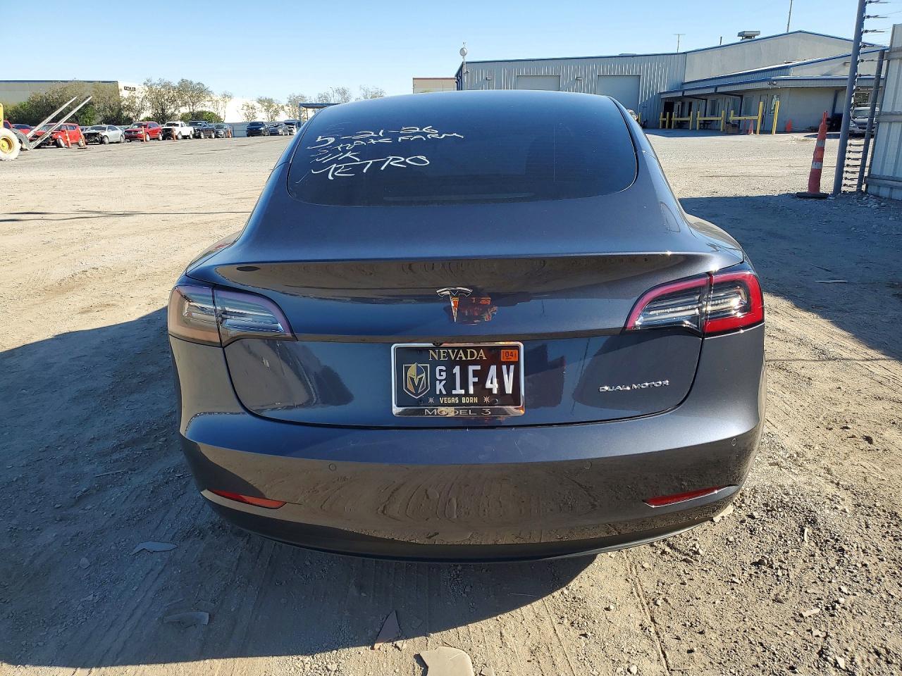 2022 Tesla Model 3 - zdjęcie 6