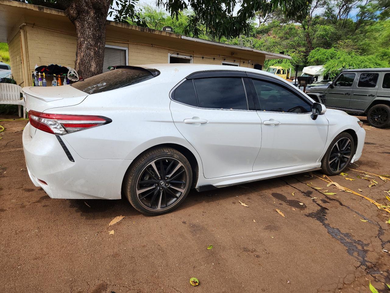 2018 Toyota Camry Xse - zdjęcie 3