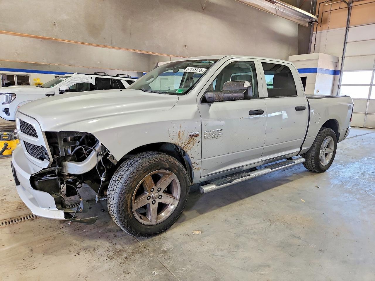 2013 Ram 1500 St - zdjęcie główne