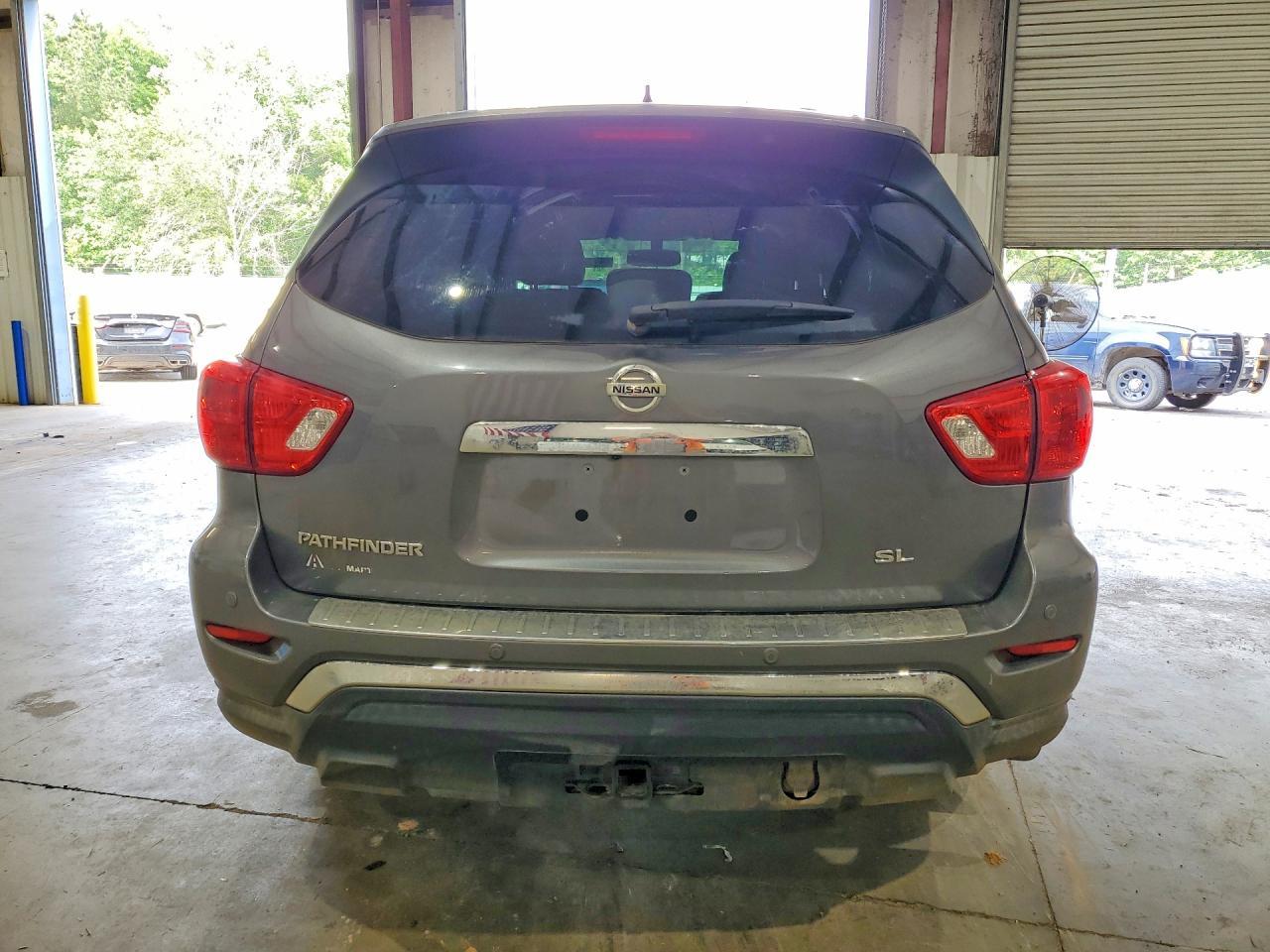 2017 Nissan Pathfinder Sl - zdjęcie 6