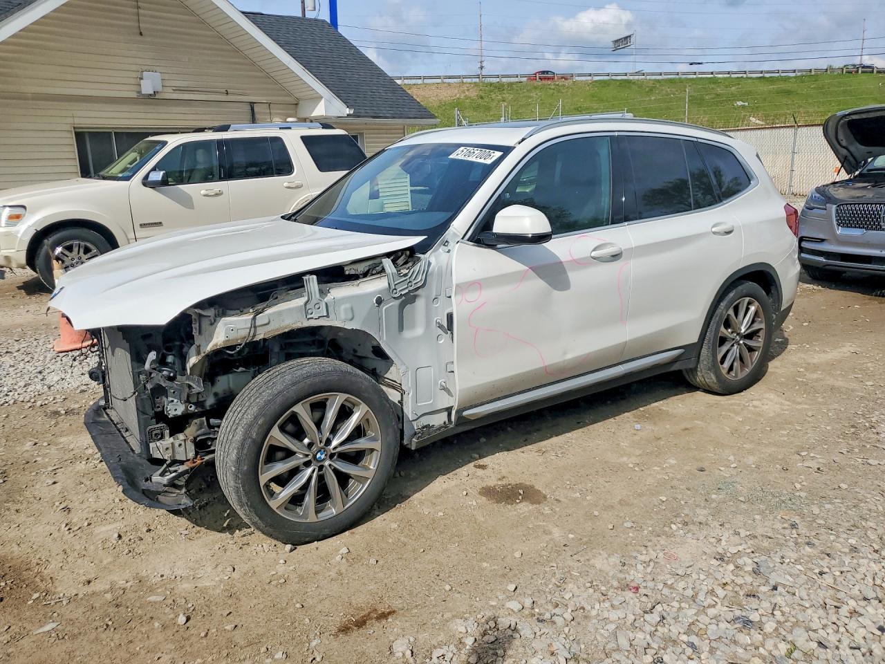 2019 BMW X3 xDrive30I - zdjęcie główne
