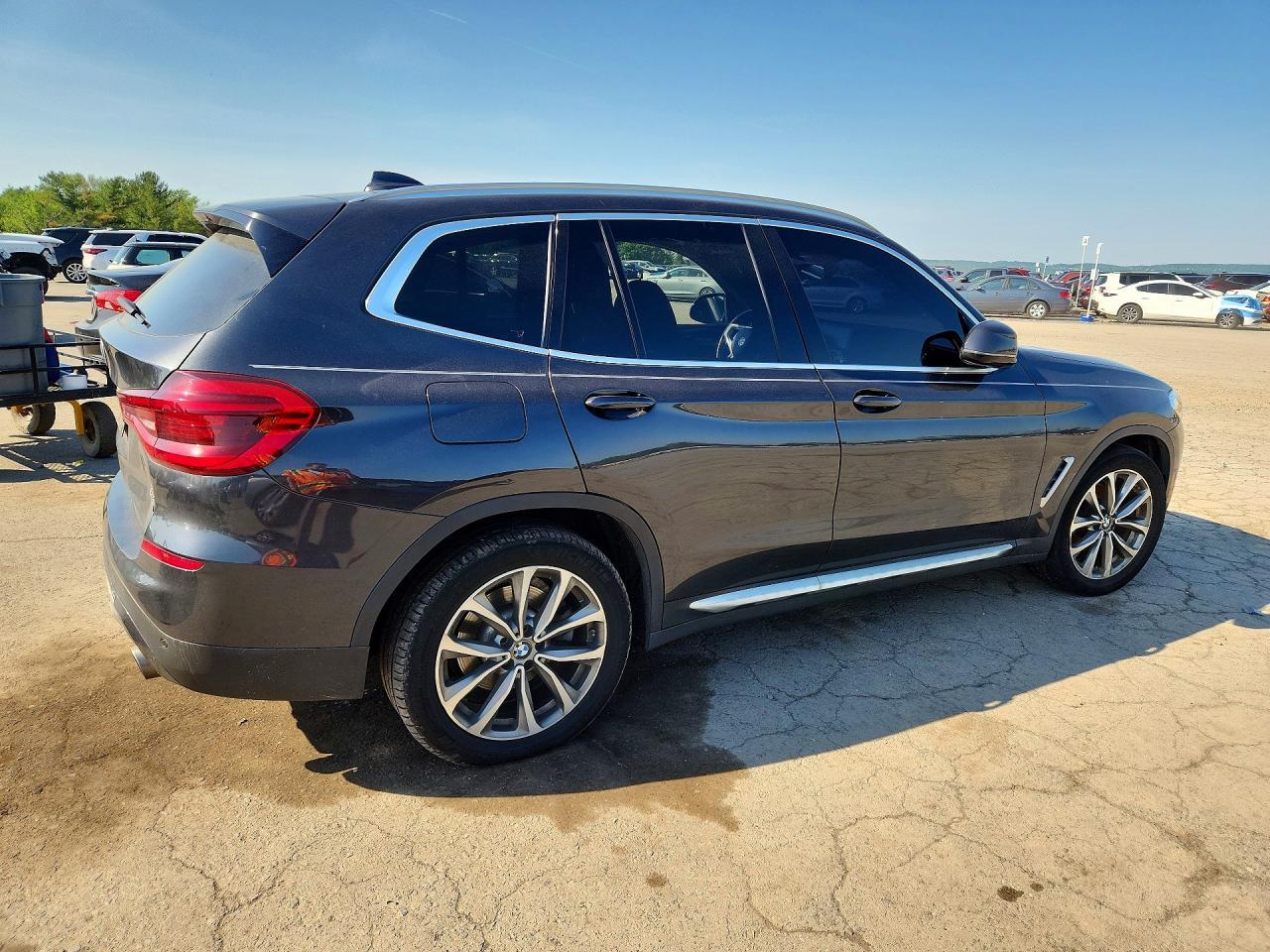 2019 BMW X3 xDrive30I - zdjęcie 3