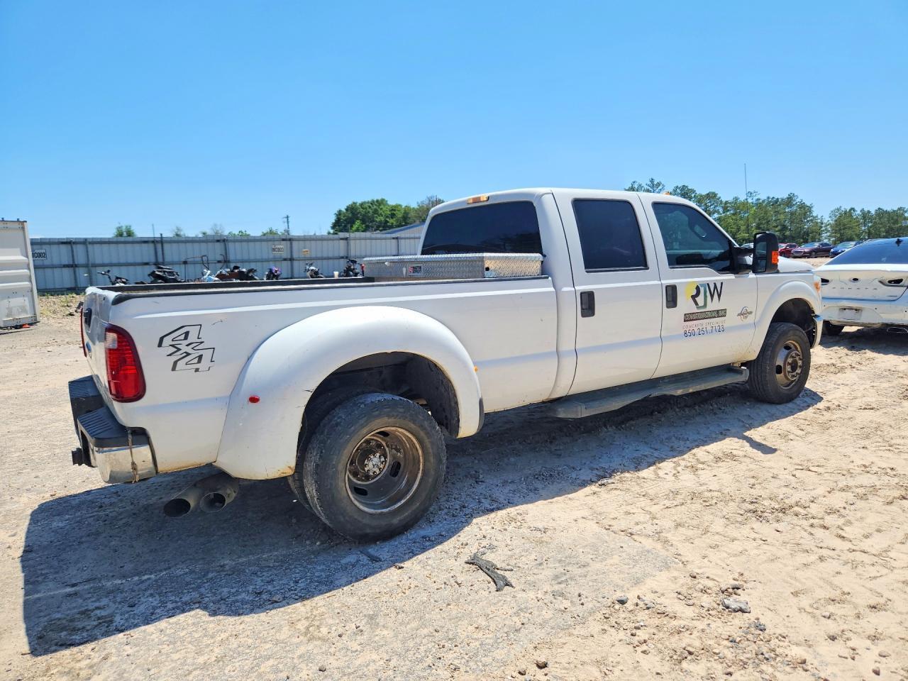 2015 Ford F350 Super Duty - zdjęcie 3