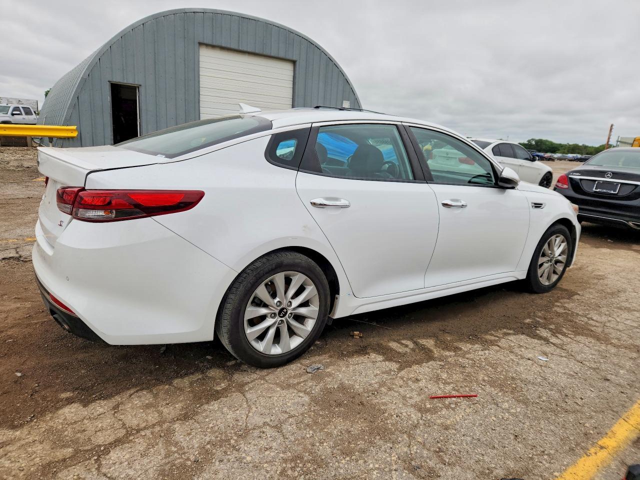 2018 Kia Optima S - zdjęcie 3