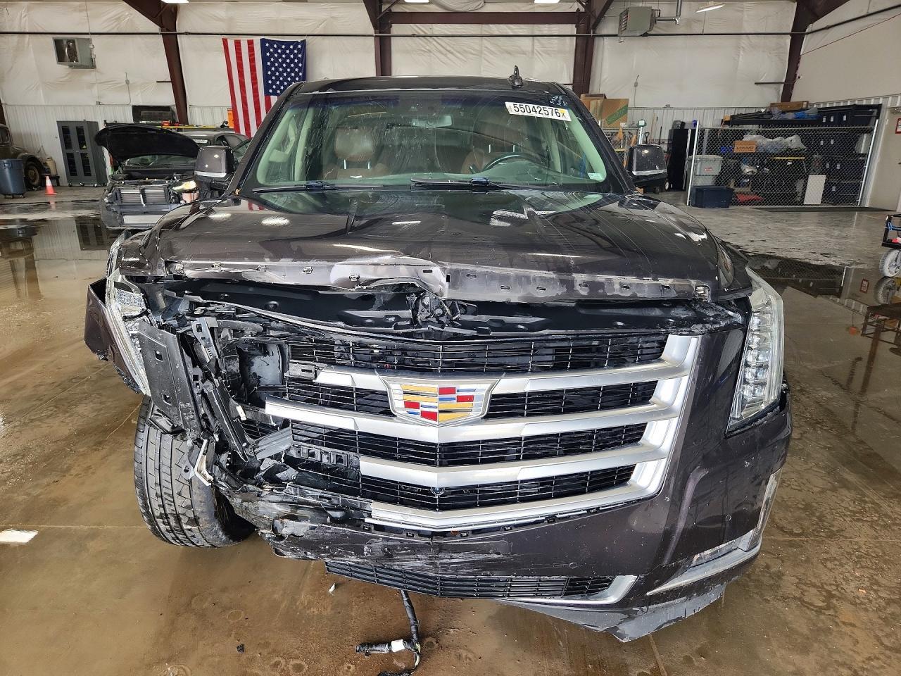 2018 Cadillac Escalade Esv Luxury - zdjęcie 5