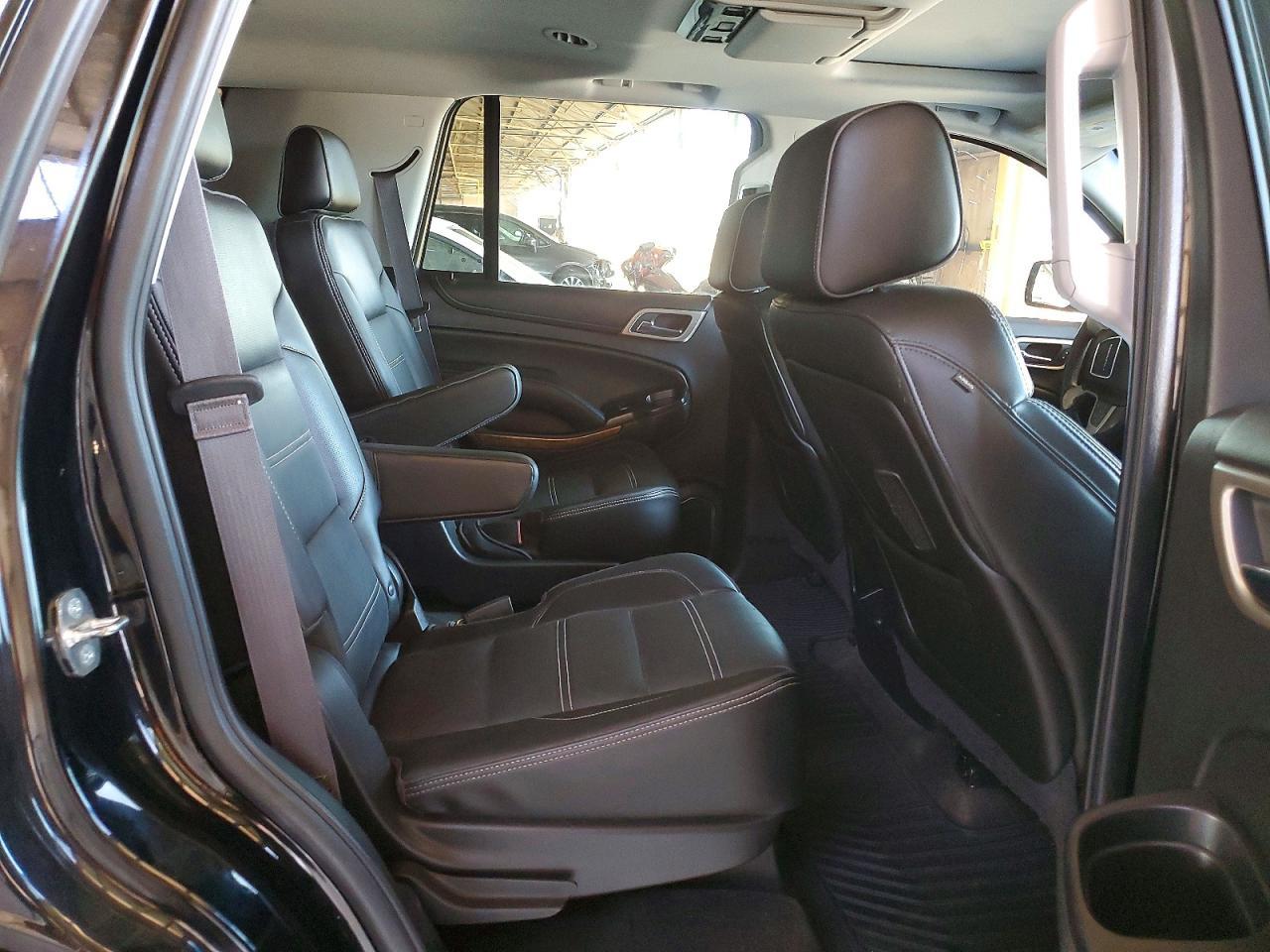 2015 GMC Yukon Denali - zdjęcie 11