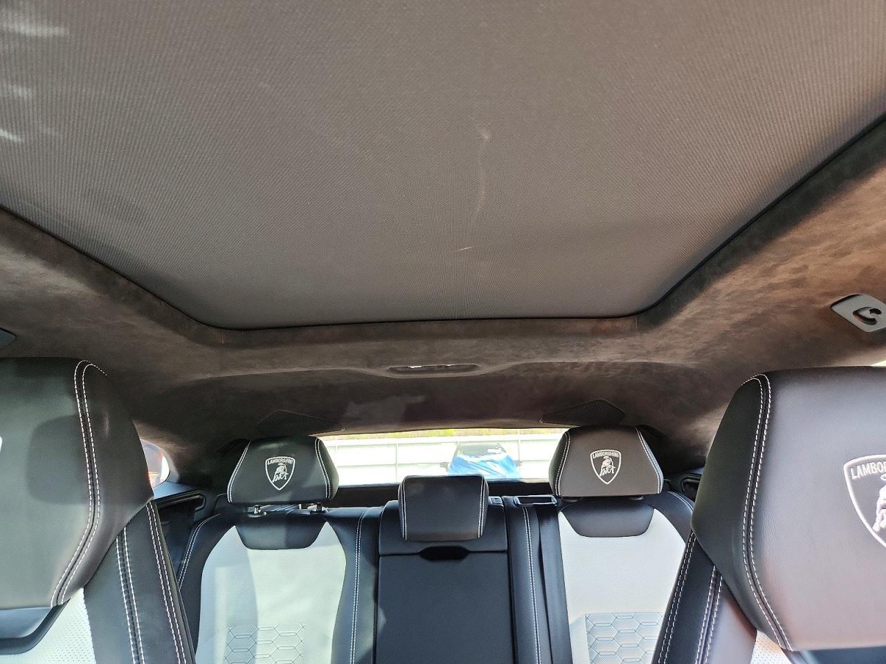 2019 Lamborghini Urus - zdjęcie 10