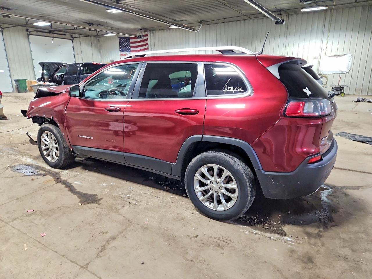 2019 Jeep Cherokee Latitude - zdjęcie 2