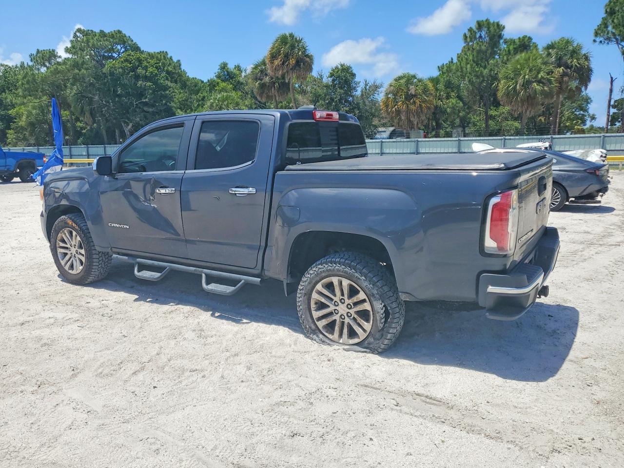 2017 GMC Canyon Slt - zdjęcie 2