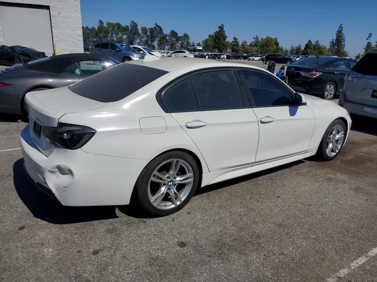 BMW Seria 3 - zdjęcie 3