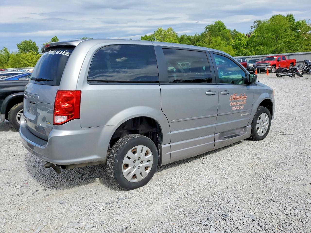 2016 Dodge Grand Caravan Se - zdjęcie 3