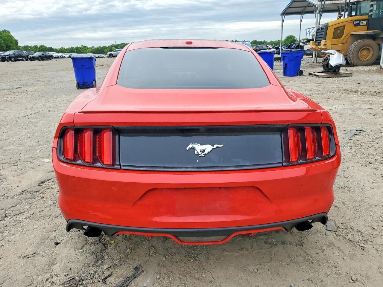 2016 Ford Mustang - zdjęcie 6