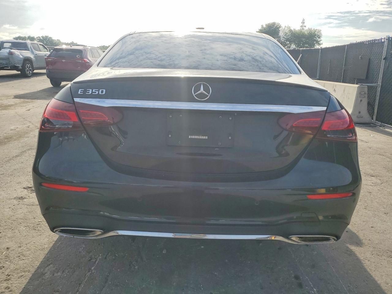 2021 Mercedes-Benz E 350 - zdjęcie 6