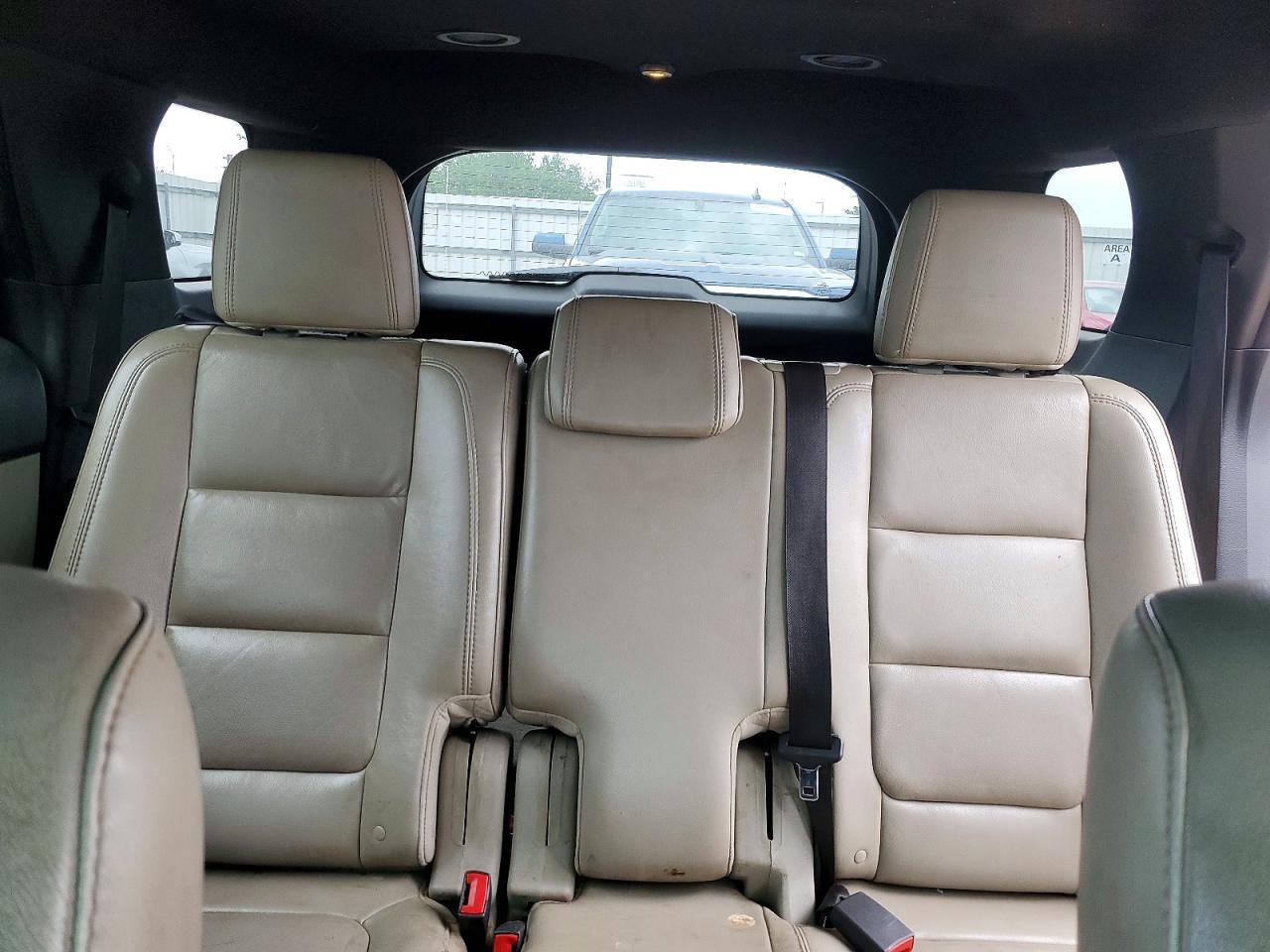 2013 Ford Explorer - zdjęcie 10