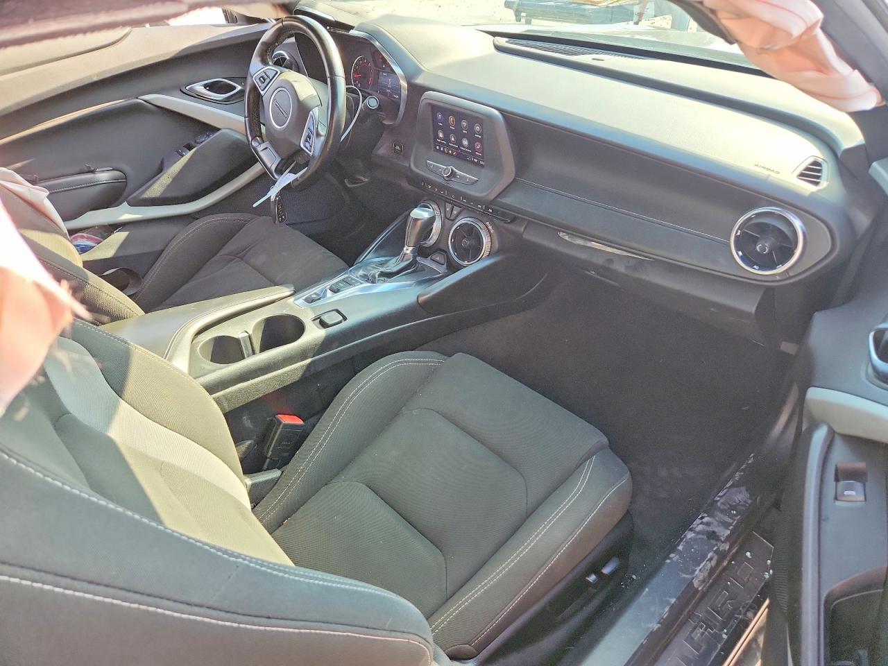 2021 Chevrolet Camaro Ls - zdjęcie 8