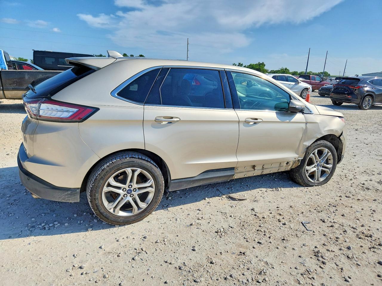 2017 Ford Edge Titanium - zdjęcie 3