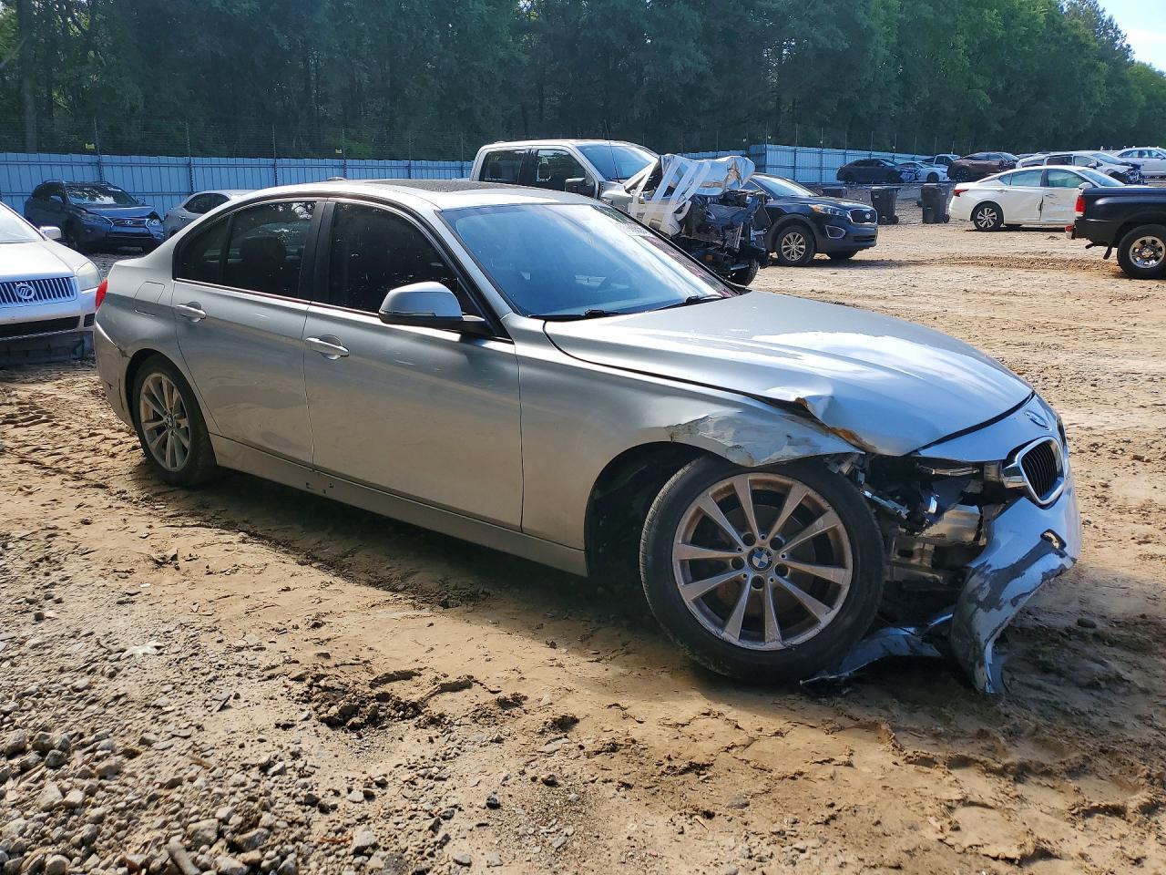 BMW Seria 3 - zdjęcie 4