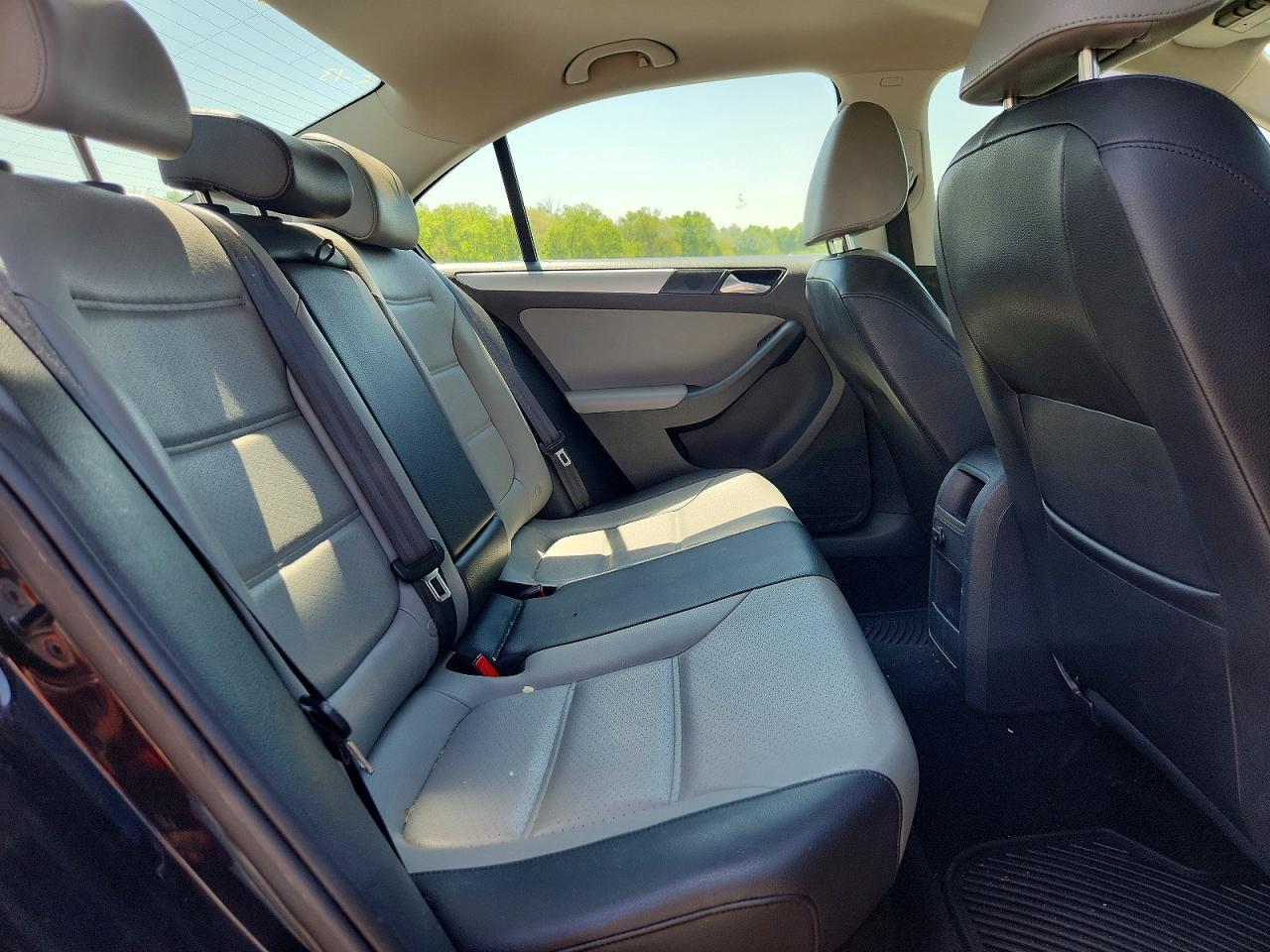 2015 Volkswagen Jetta Hybrid - zdjęcie 10