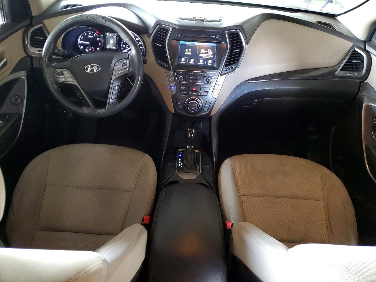 2017 Hyundai Santa Fe Se - zdjęcie 8