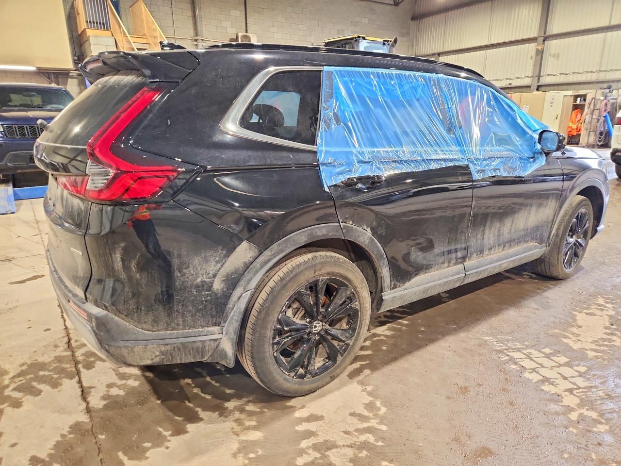 2025 Honda Cr-V Sport Touring - zdjęcie 3