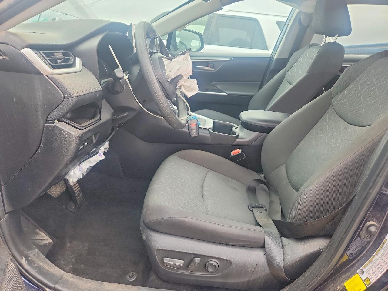 2024 Toyota Rav4 Hybrid Xle - zdjęcie 7