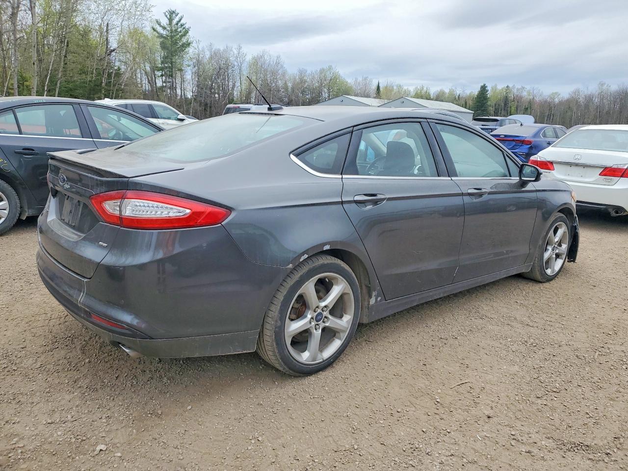 2016 Ford Fusion Se - zdjęcie 3