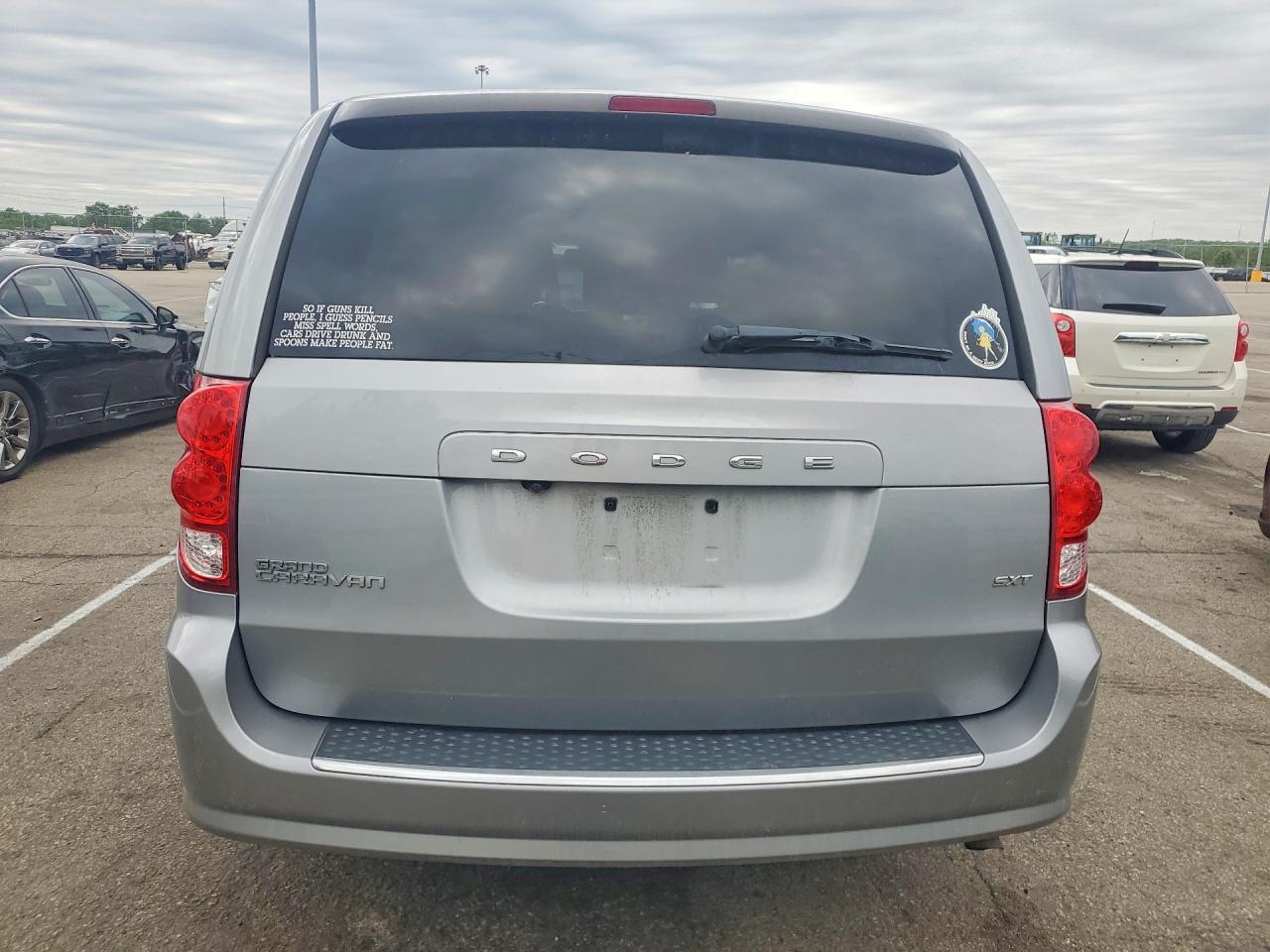 2020 Dodge Grand Caravan Sxt - zdjęcie 6