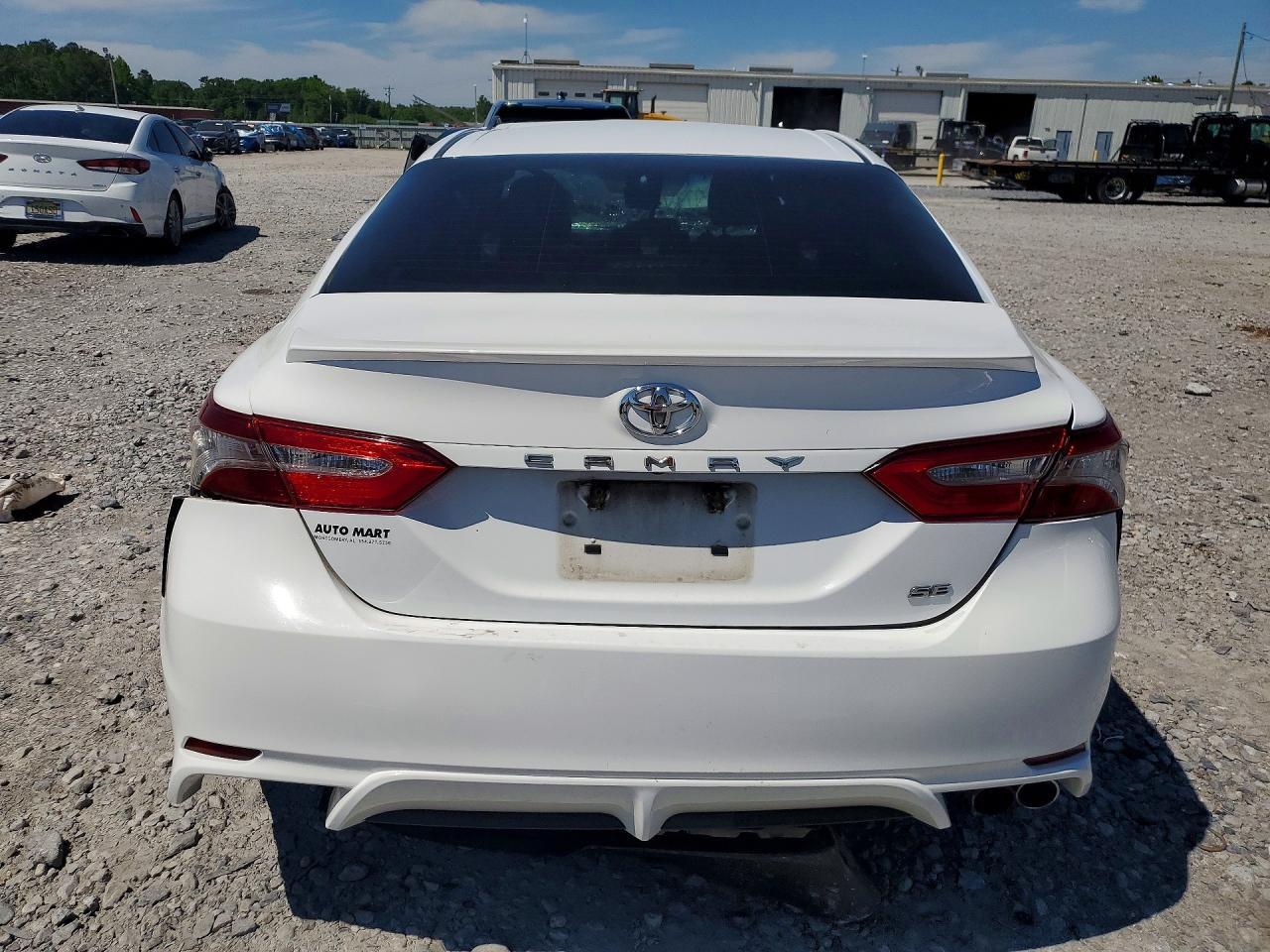 2018 Toyota Camry Se - zdjęcie 6