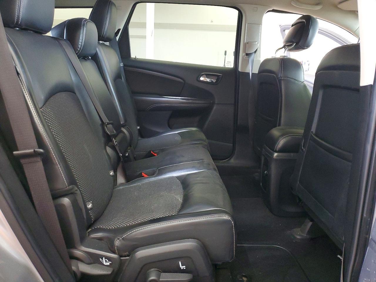 2018 Dodge Journey Crossroad - zdjęcie 11