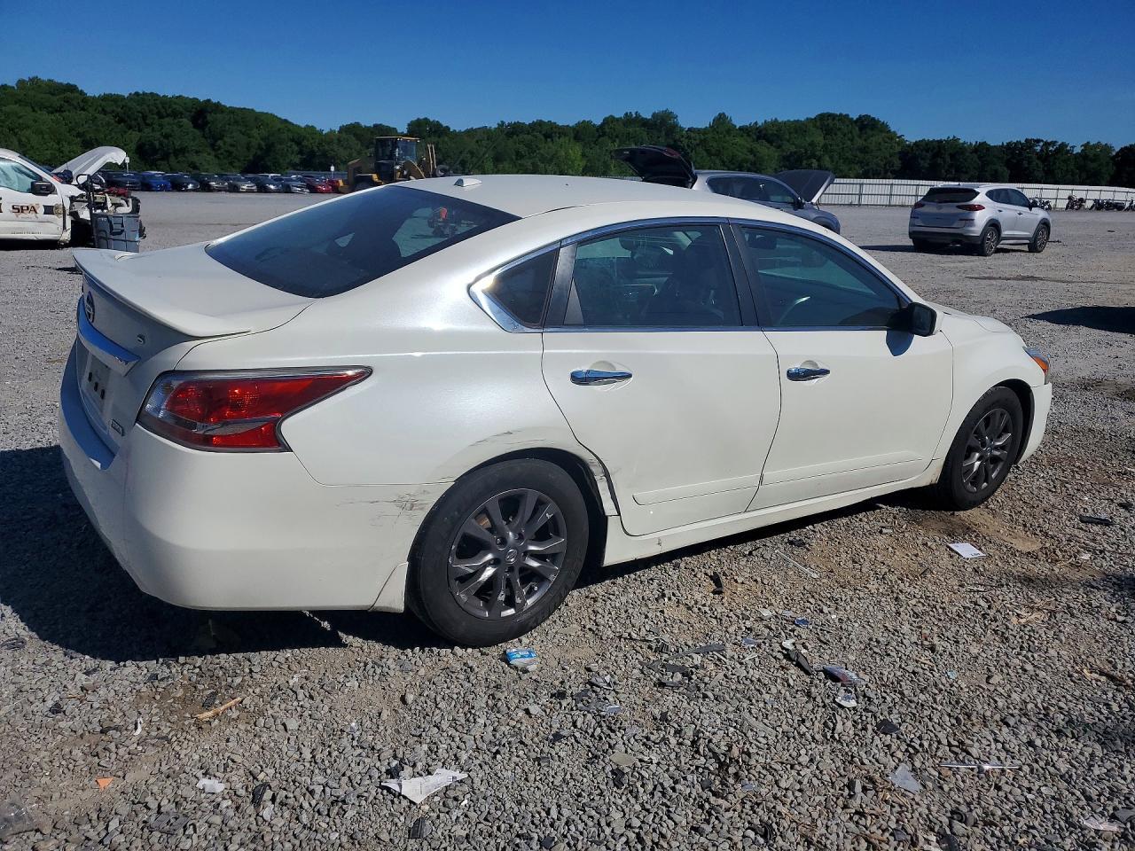 2015 Nissan Altima 2.5 S - zdjęcie 3