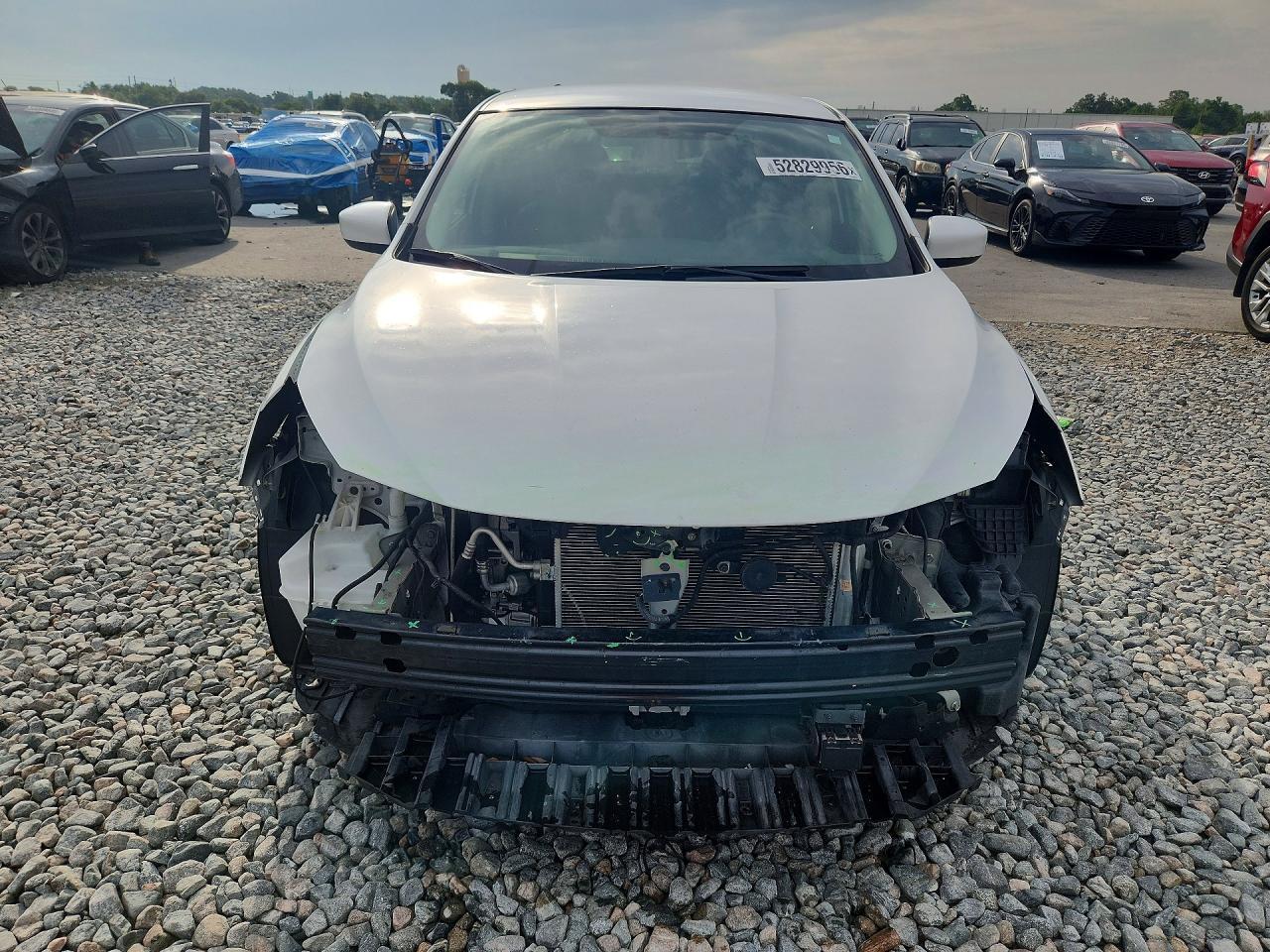 2019 Nissan Sentra S - zdjęcie 5