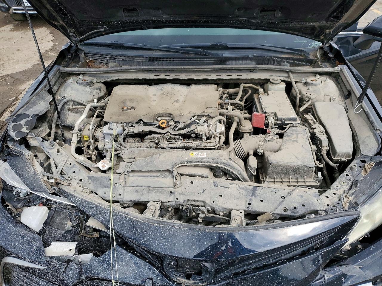 2022 Toyota Camry Le - zdjęcie 11