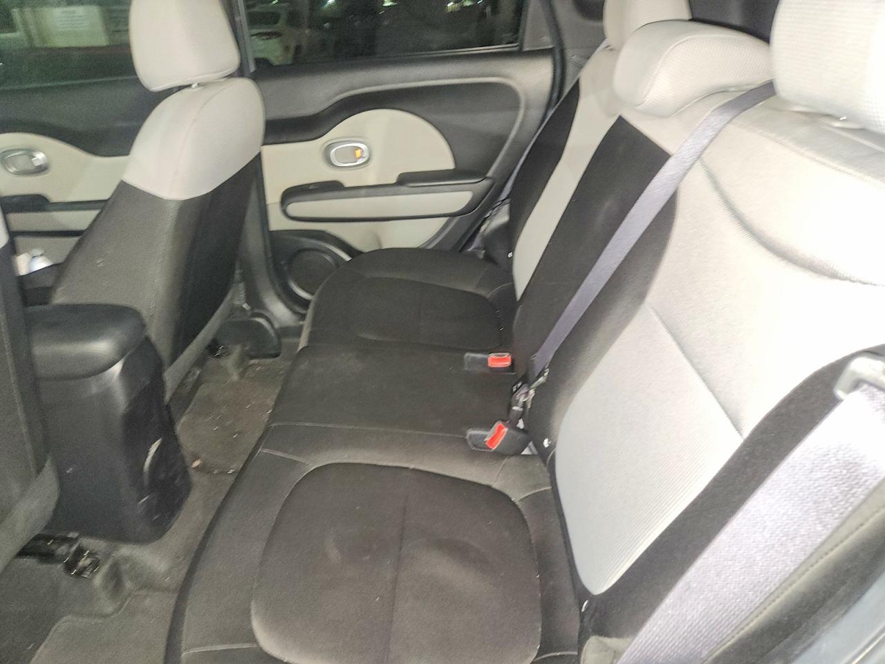 2019 Kia Soul Base - zdjęcie 10