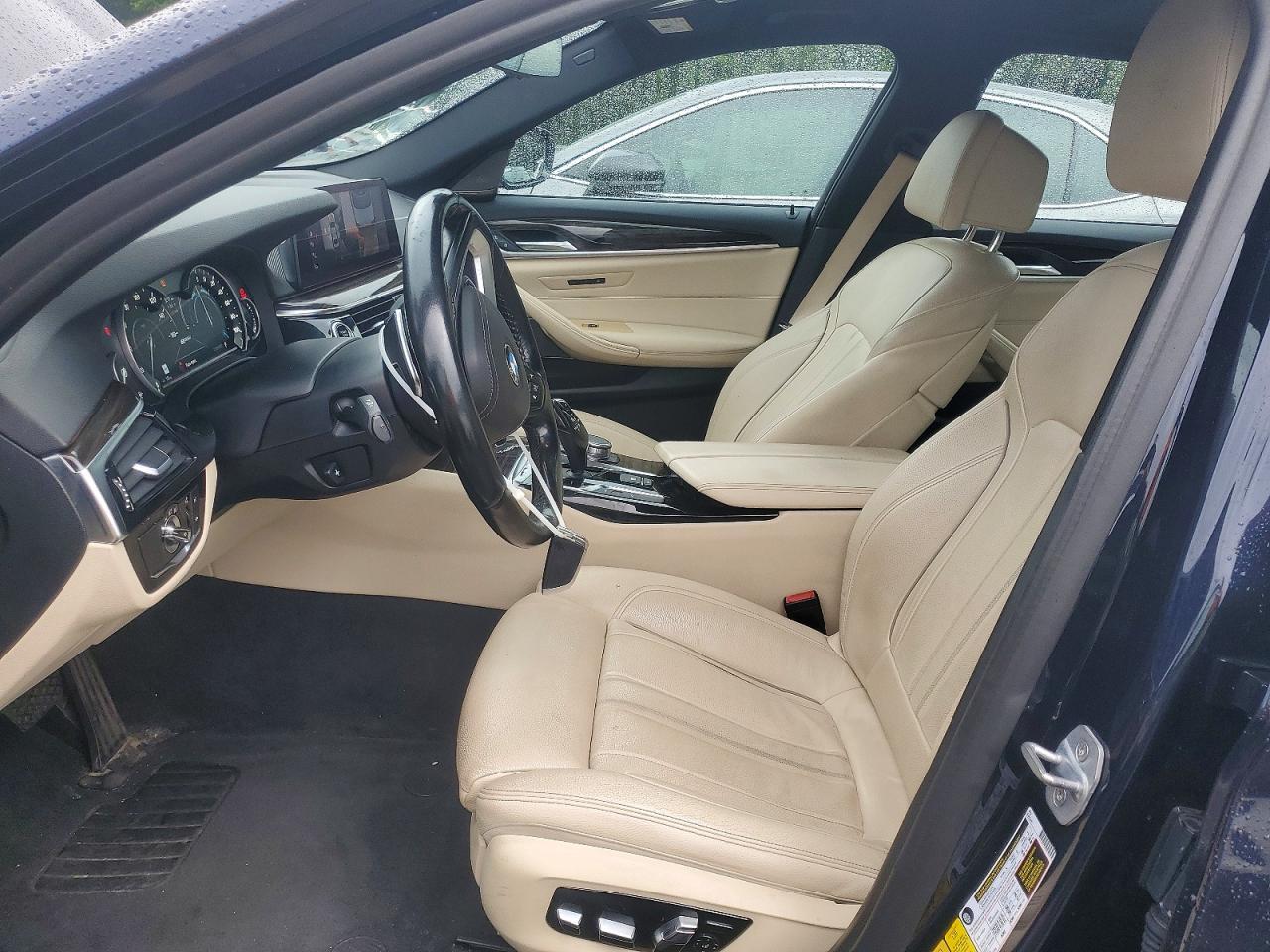 2019 BMW 530Xe - zdjęcie 7