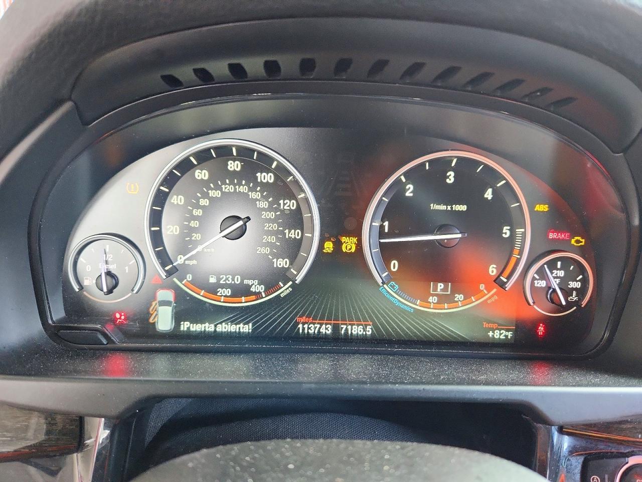 2014 BMW X5 xDrive35D - zdjęcie 9