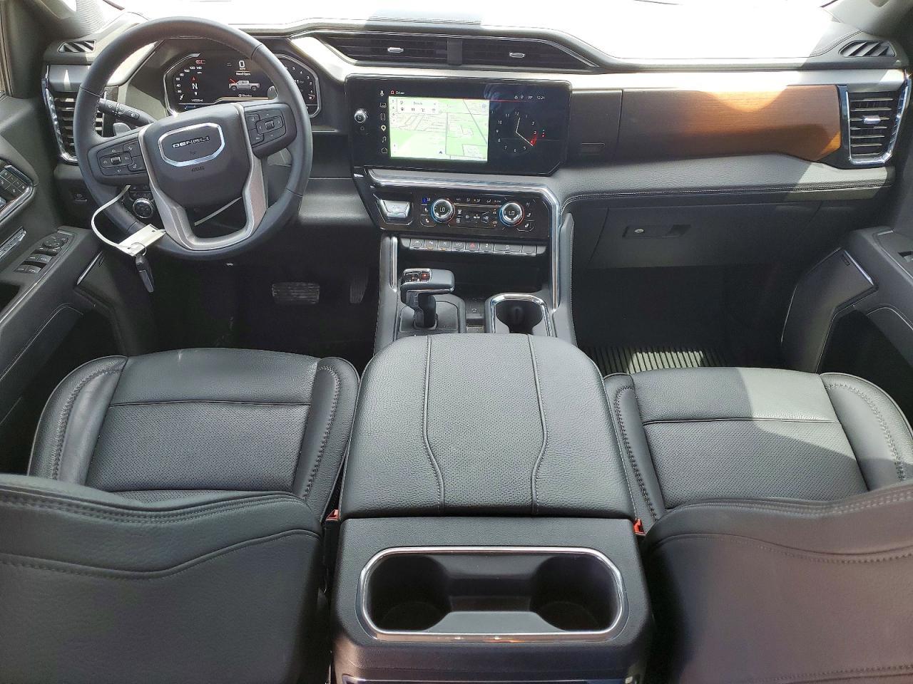 2025 GMC Sierra K1500 Denali - zdjęcie 8