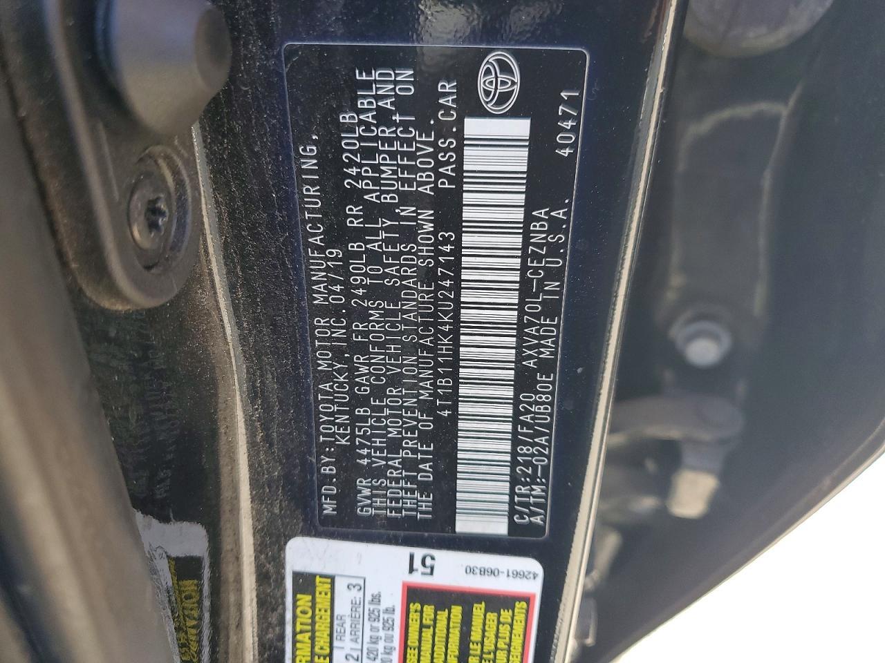 2019 Toyota Camry Le - zdjęcie 13