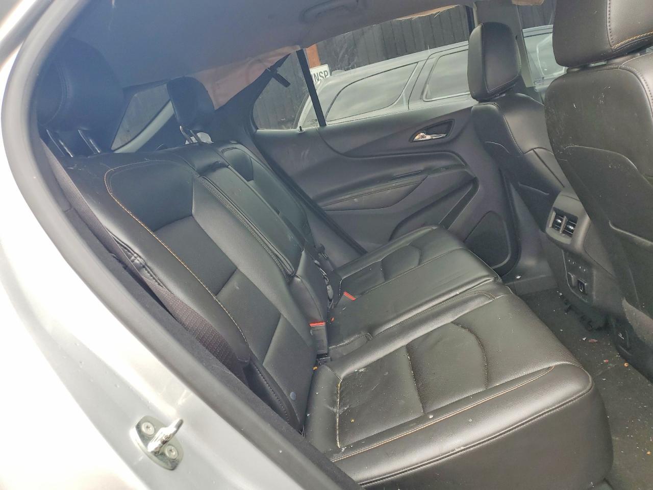2018 Chevrolet Equinox Premier - zdjęcie 11