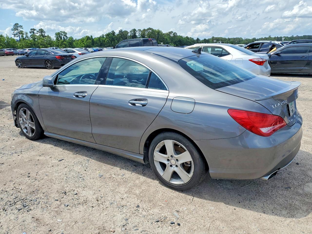 2015 Mercedes-Benz Cla 250 - zdjęcie 2