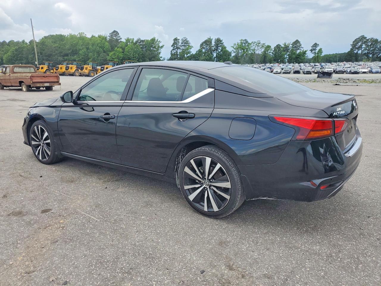 2021 Nissan Altima S - zdjęcie 2