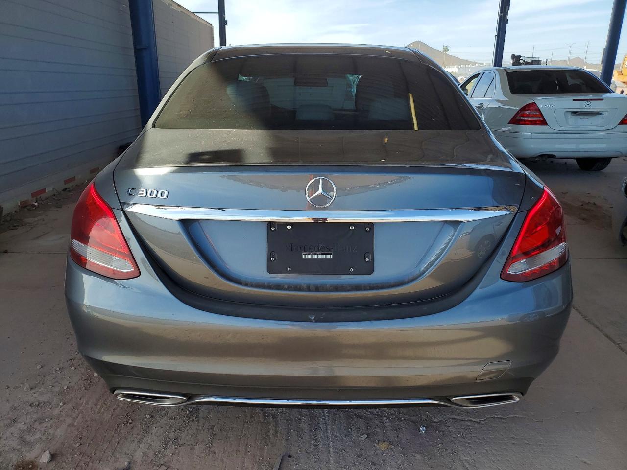 2018 Mercedes-Benz C 300 - zdjęcie 6