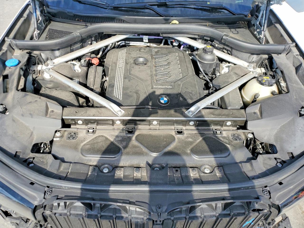 2021 BMW X7 xDrive40I - zdjęcie 12