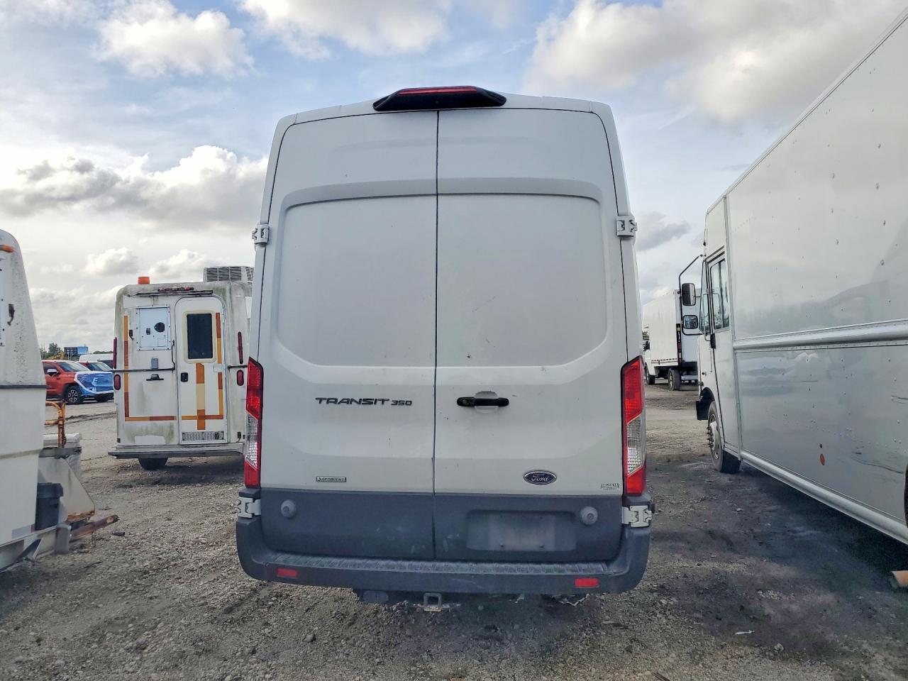 2019 Ford Transit T-350 - zdjęcie 6