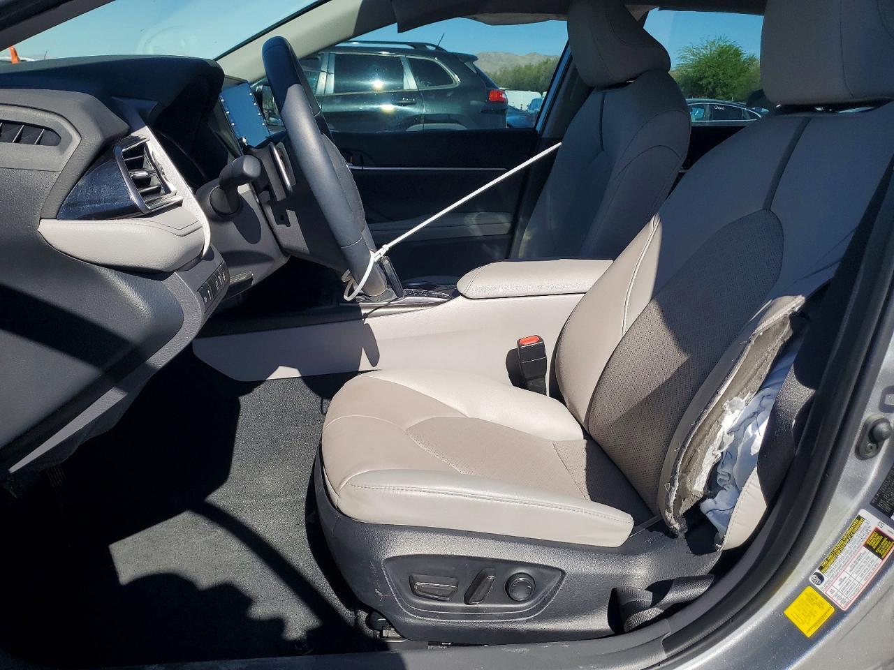 2024 Toyota Camry Xse - zdjęcie 7