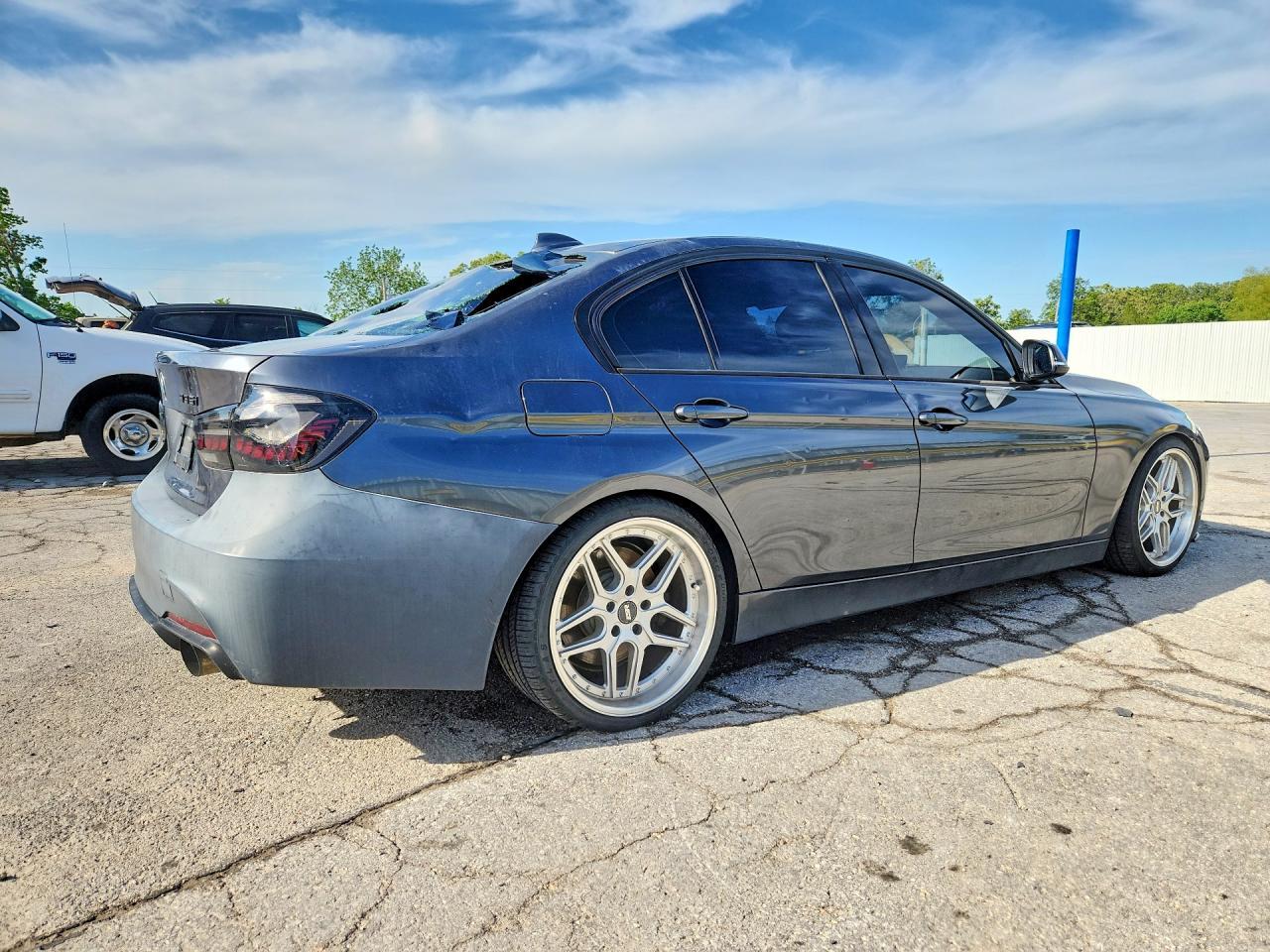2013 BMW 335 I - zdjęcie 3