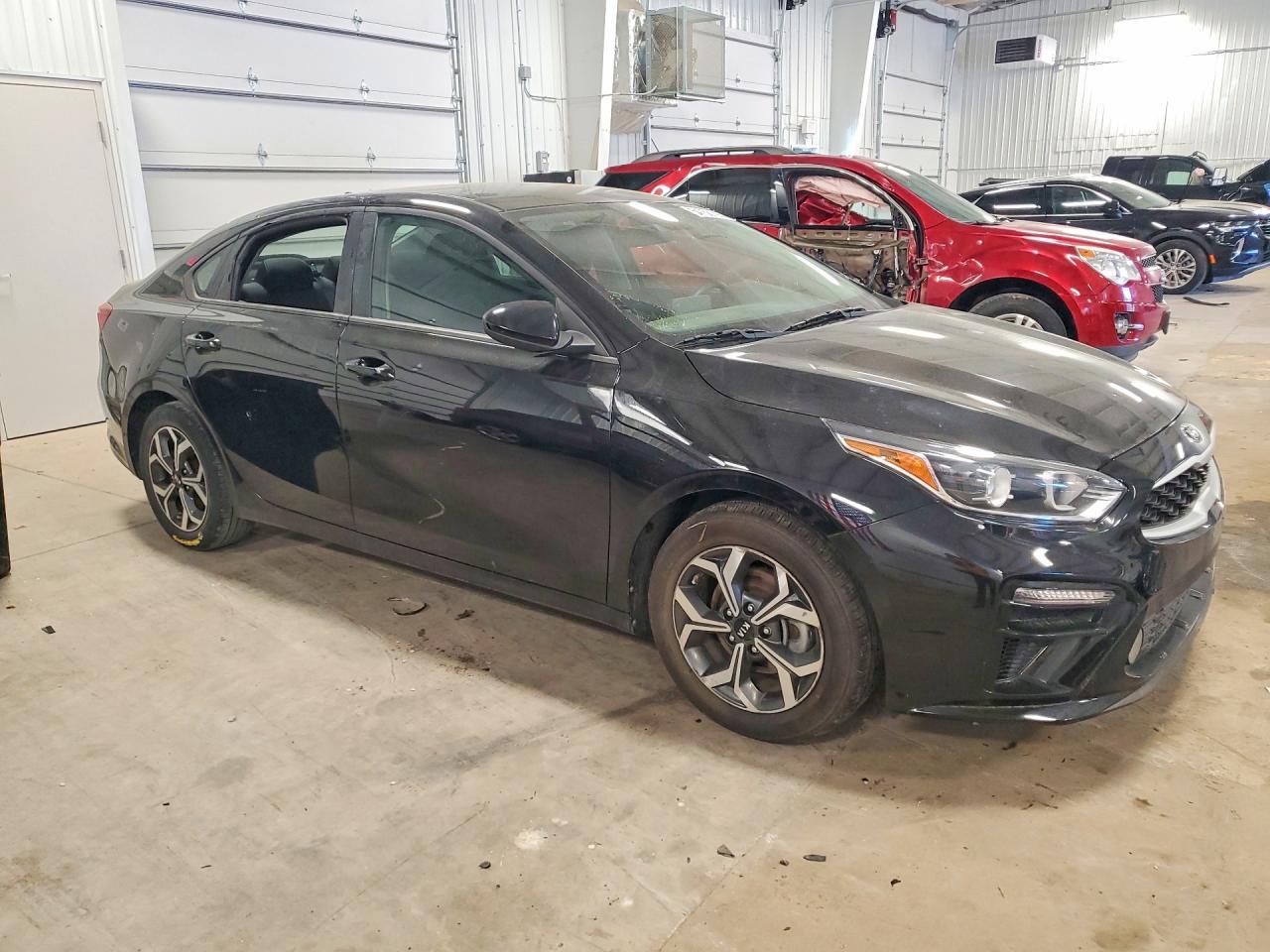 2019 Kia Forte Lxs - zdjęcie 4