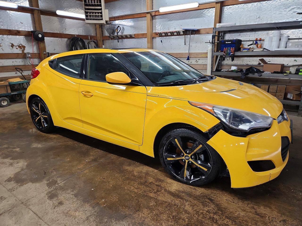 2014 Hyundai Veloster Base - zdjęcie 4