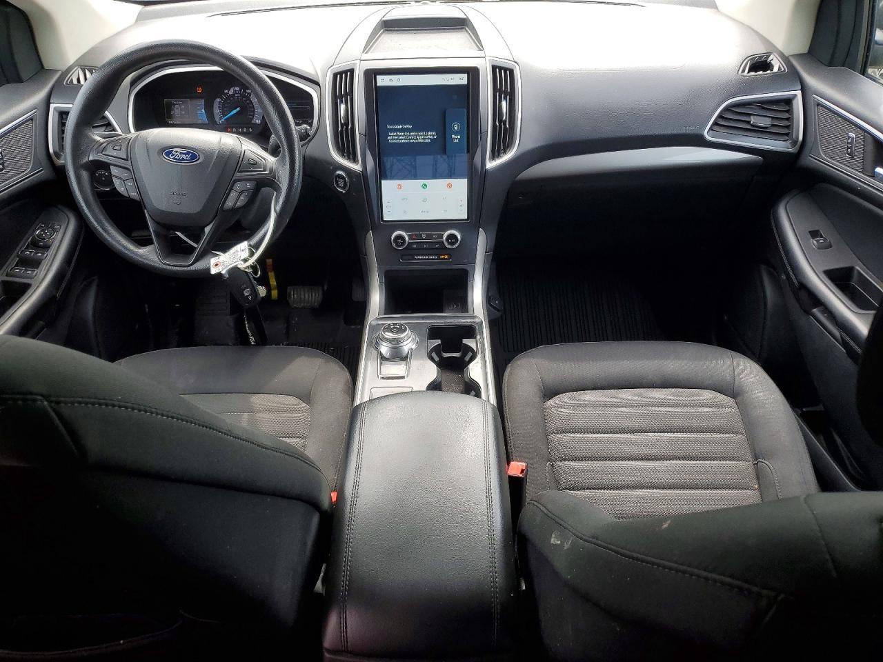 2021 Ford Edge Se - zdjęcie 9