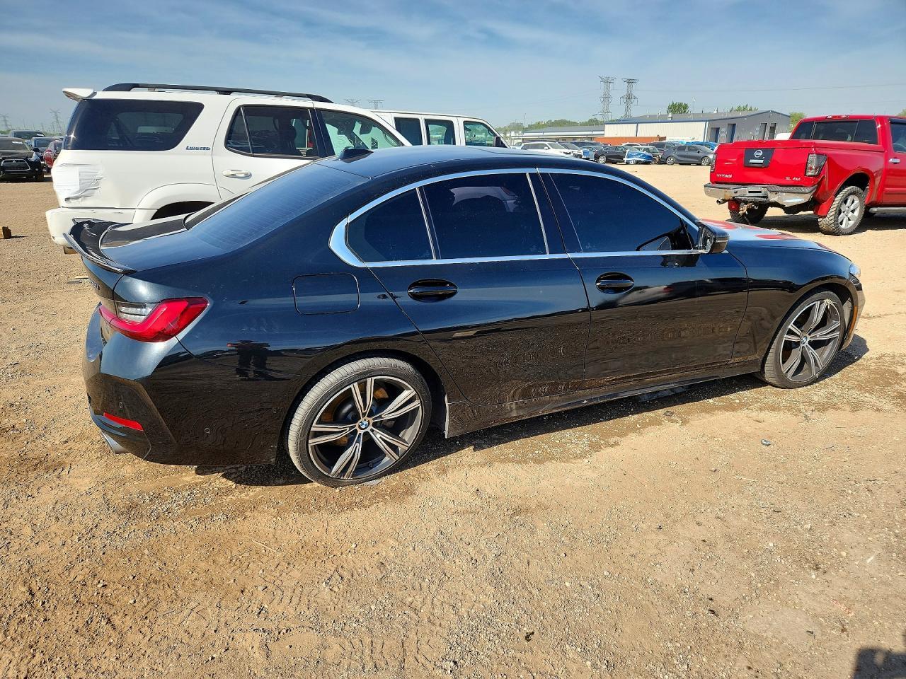 2024 BMW Seria 3 330i - zdjęcie 3