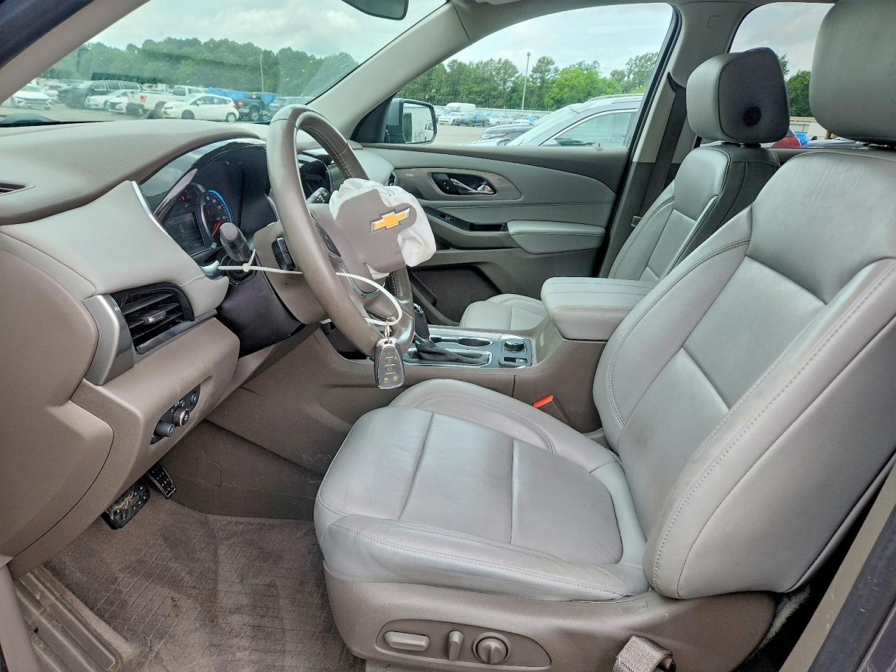 2019 Chevrolet Traverse Lt - zdjęcie 7